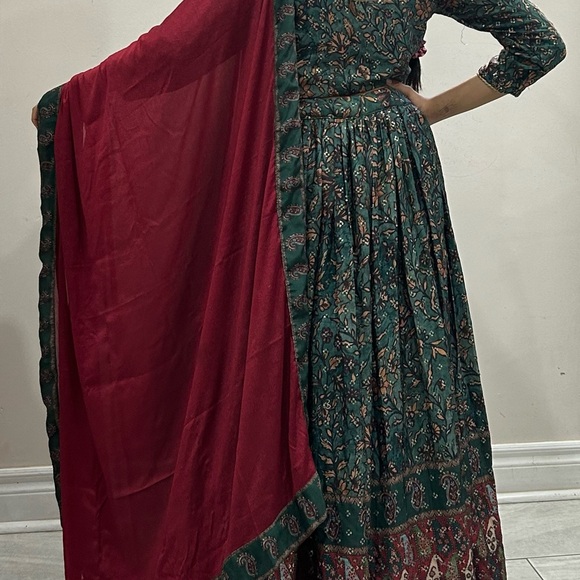 Indian designer clothes - Picture 8 of 16
